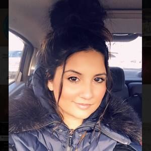 Meet your Posher, Christina